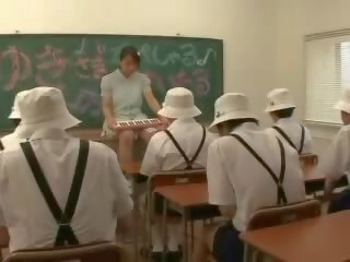 Japanilainen luokkahuone hauska video-