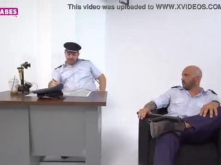 Sugarbabestv&colon; greeks politie officier seks klem