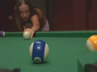 Приголомшлива billiards ххх кліп з худенька пара